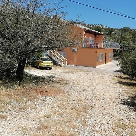 Iva Apartment *