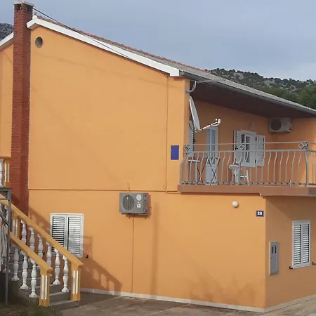 Apartment Iva *